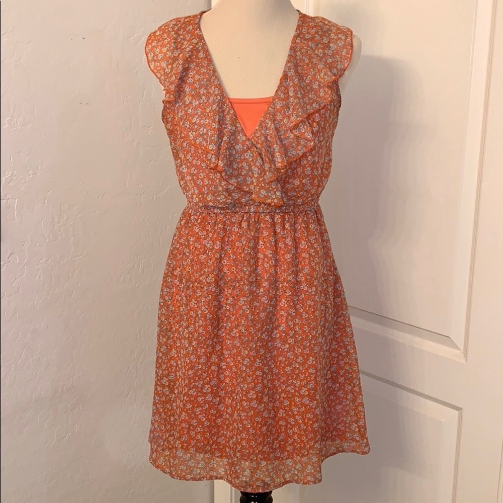 Floral Coral Dress, Size Medium 🌼